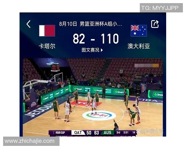 篮球与足球明星同场竞技激烈对抗引发观众热烈反响