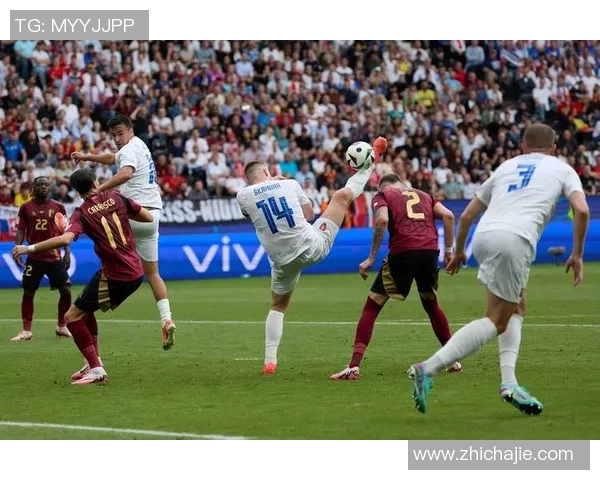 2016年欧洲杯小组赛回顾俄罗斯对阵斯洛伐克的精彩对决分析